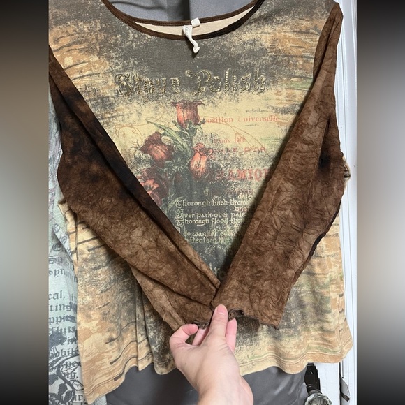 Set of two 90’s scripted shirts - Picture 4 of 10